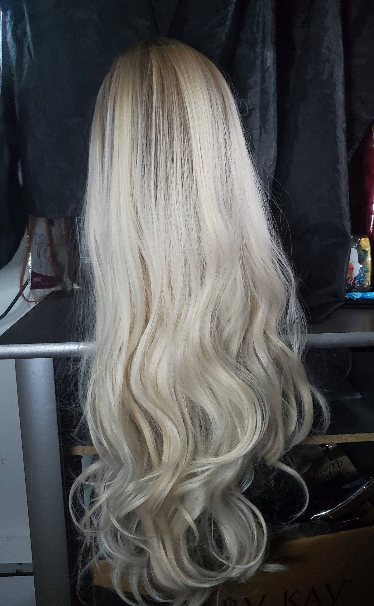 Light blonde ombre wavy wig