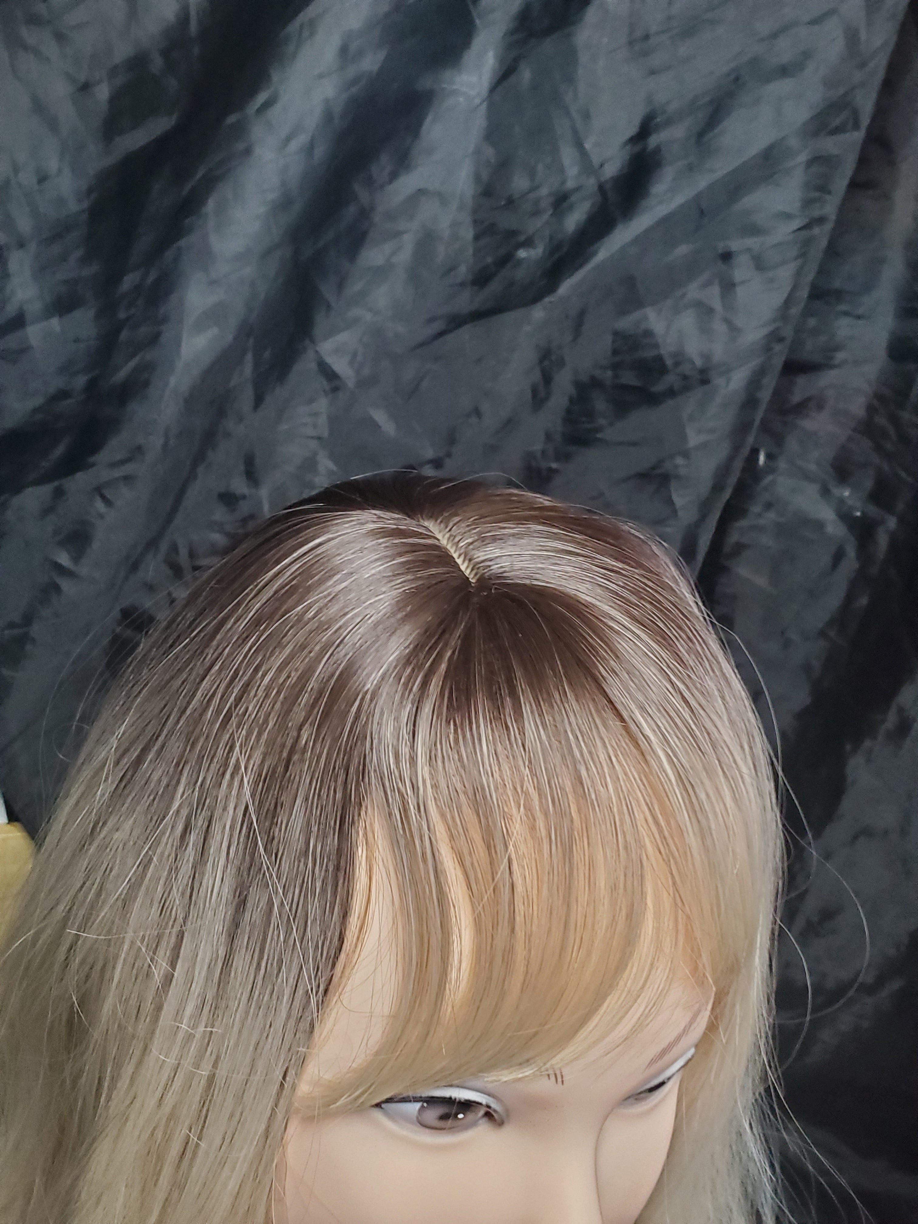 Blonde ombre wig with bangs