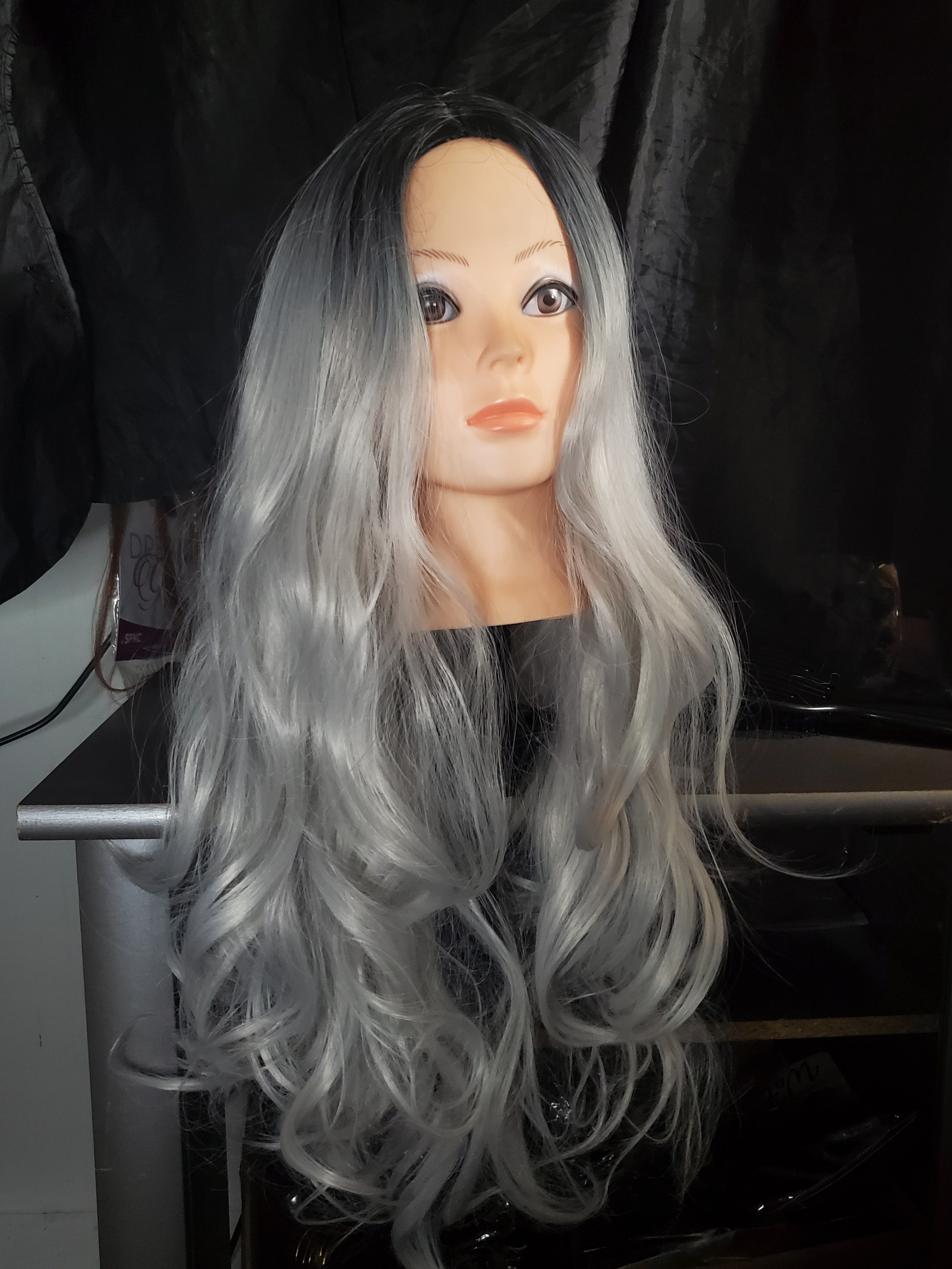 Gray ombre wavy wig