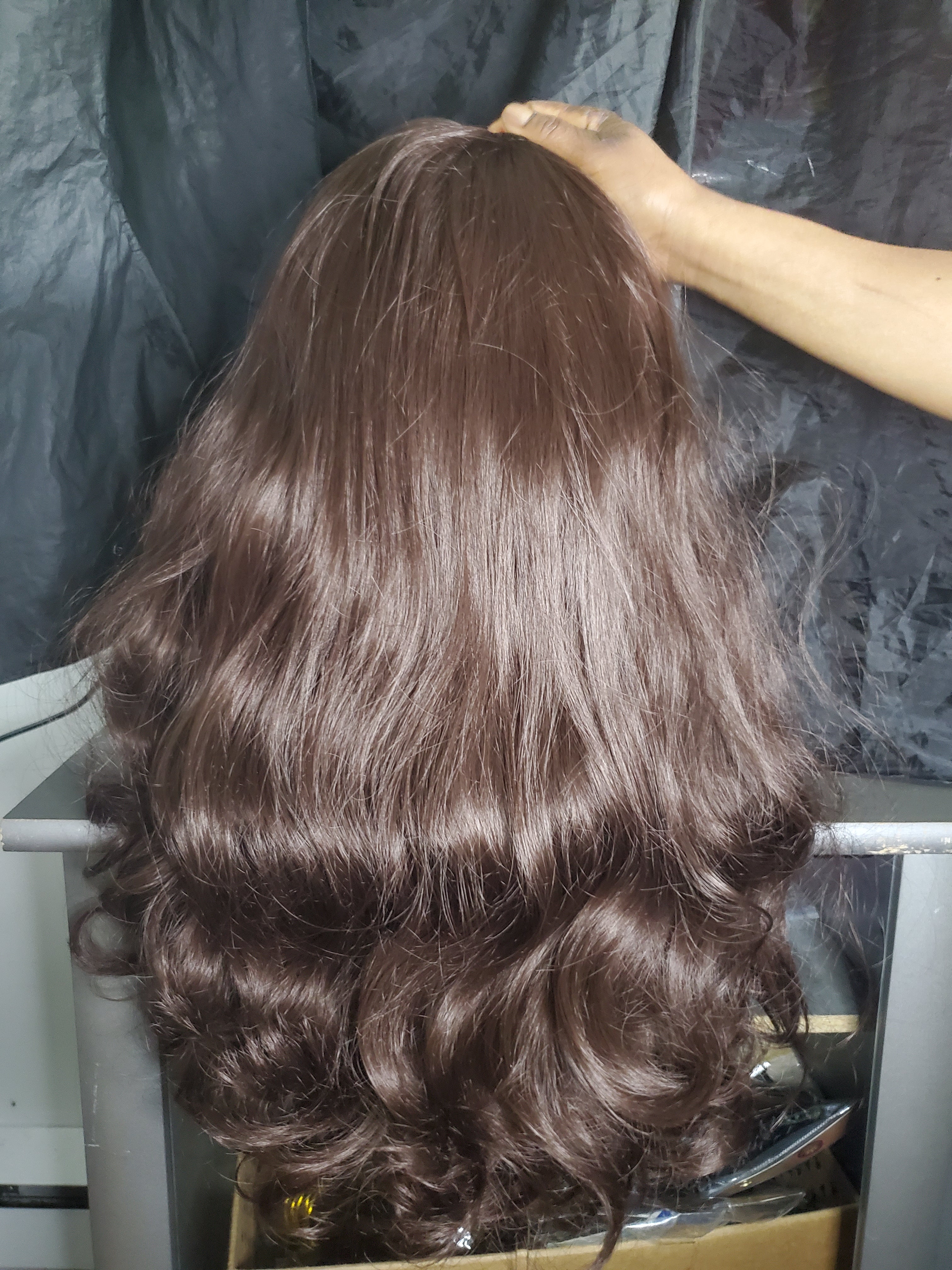 Dark brown wavy wig